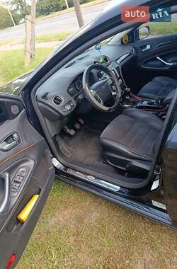 Универсал Ford Mondeo 2010 в 