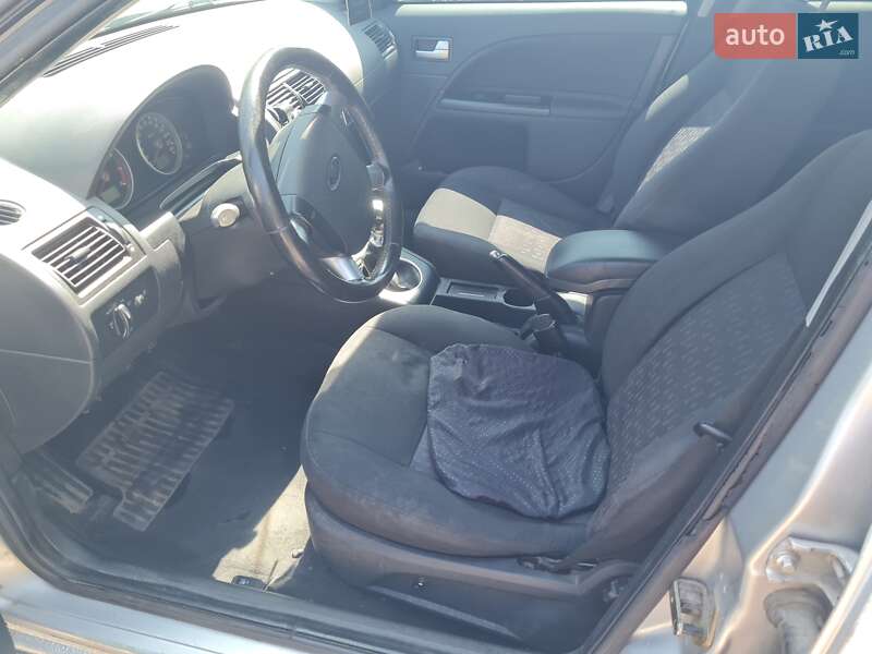Лифтбек Ford Mondeo 2003 в Днепре