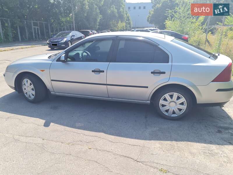 Лифтбек Ford Mondeo 2003 в Днепре