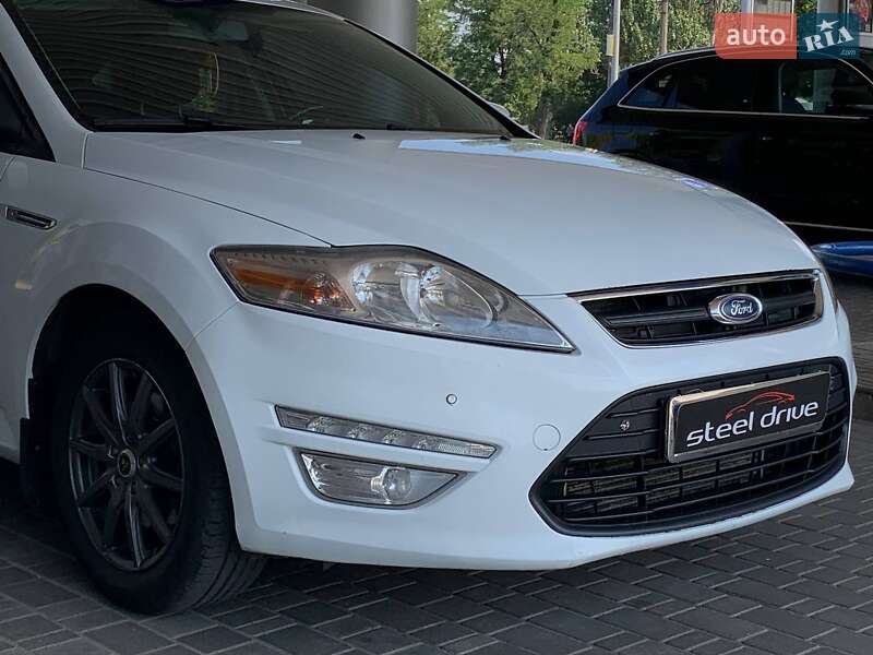 Седан Ford Mondeo 2013 в Николаеве
