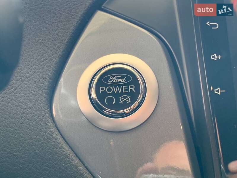 Седан Ford Mondeo 2013 в Николаеве