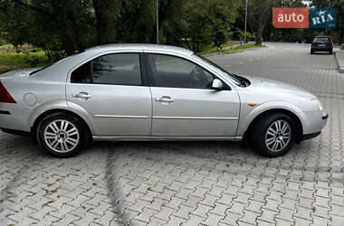 Седан Ford Mondeo 2001 в 
