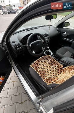 Седан Ford Mondeo 2001 в 
