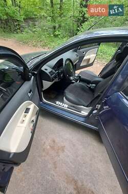 Лифтбек Ford Mondeo 2001 в Киеве