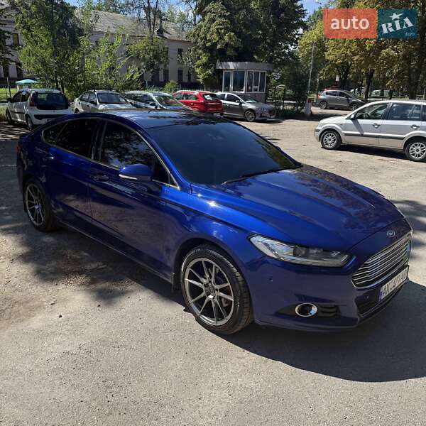 Лифтбек Ford Mondeo 2016 в 