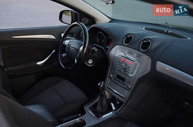 Лифтбек Ford Mondeo 2008 в 