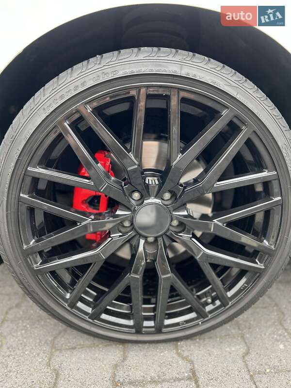 Лифтбек Ford Mondeo 2015 в Рава-Русской фото 16 Лифтбек Ford Mondeo 2015 в Рава-Русской