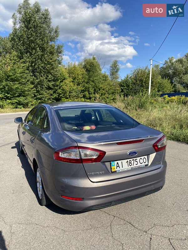 Седан Ford Mondeo 2011 в Борисполе