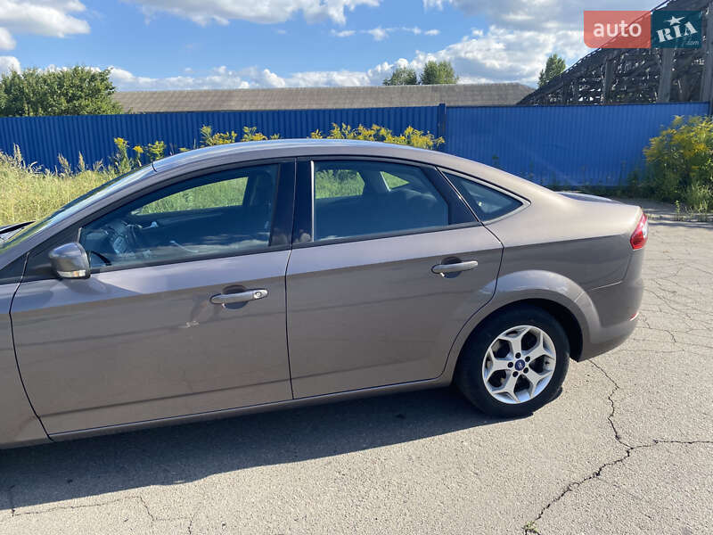 Седан Ford Mondeo 2011 в Борисполе