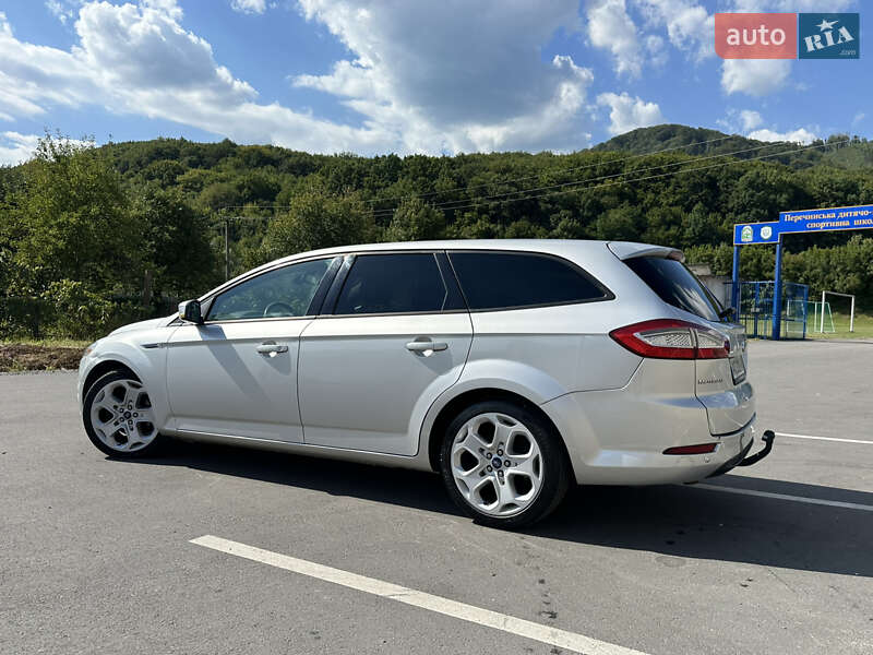 Универсал Ford Mondeo 2013 в Ужгороде