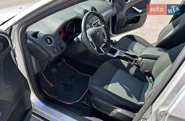 Універсал Ford Mondeo 2013 в  фото 10 Універсал Ford Mondeo 2013 в