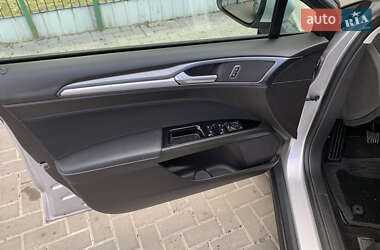 Седан Ford Mondeo 2017 в 