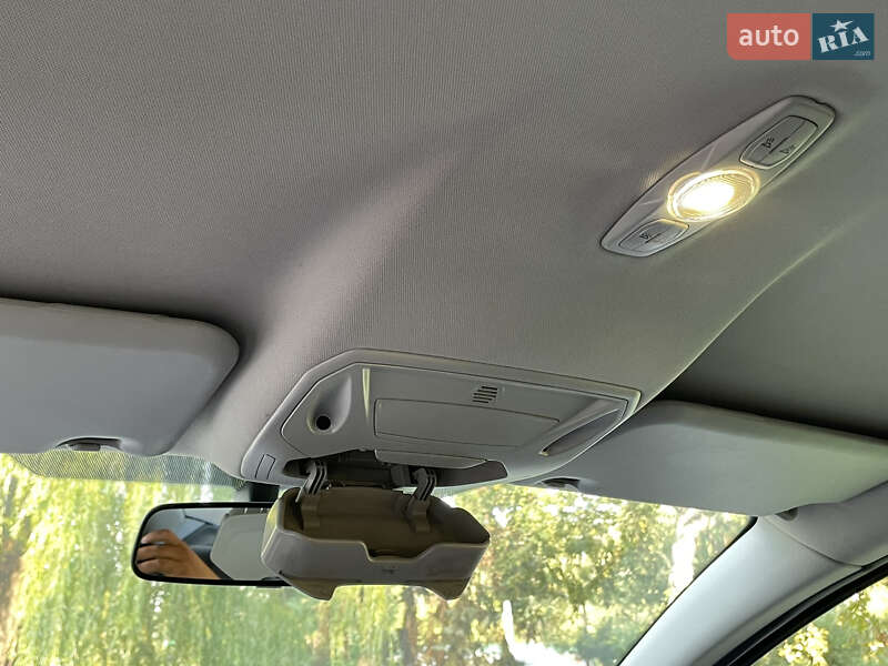 Седан Ford Mondeo 2012 в Киеве фото 27 Седан Ford Mondeo 2012 в Киеве