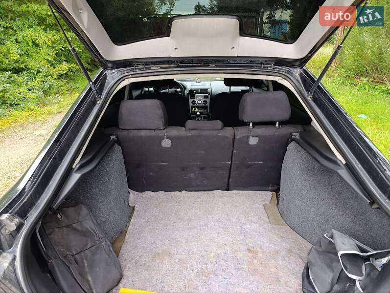 Седан Ford Mondeo 2001 в Городенке