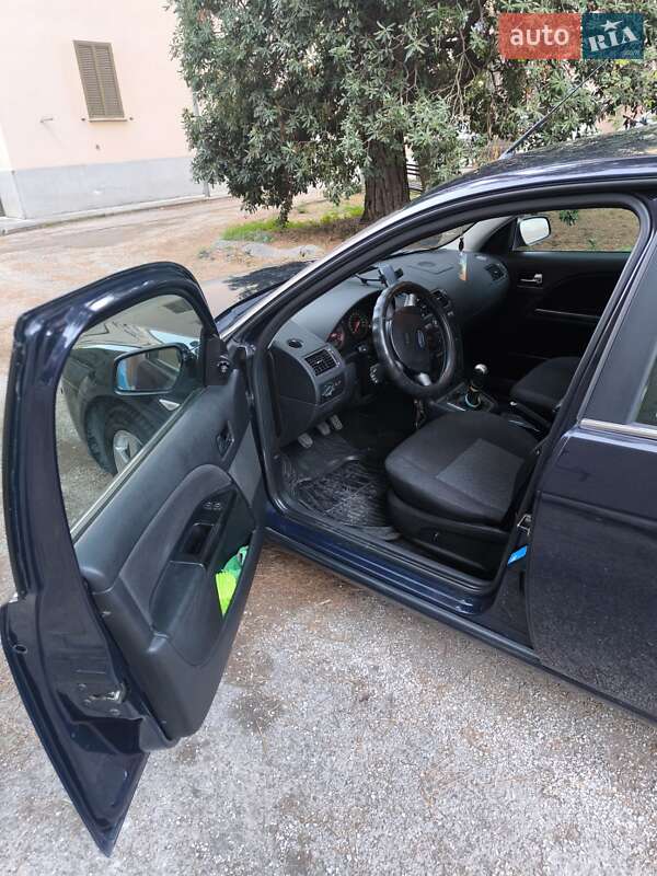 Ліфтбек Ford Mondeo 2006 в Монастириській