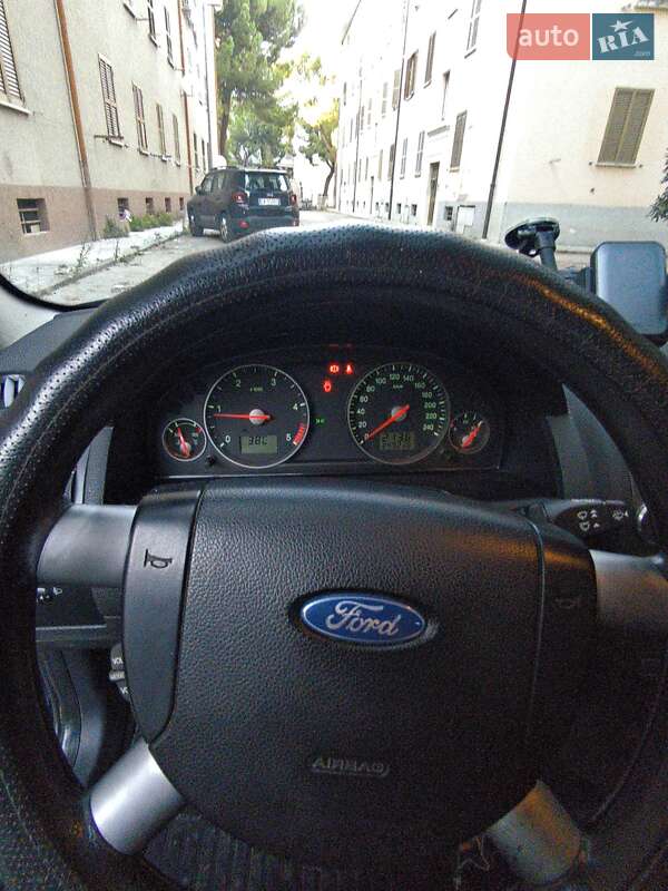 Ліфтбек Ford Mondeo 2006 в Монастириській
