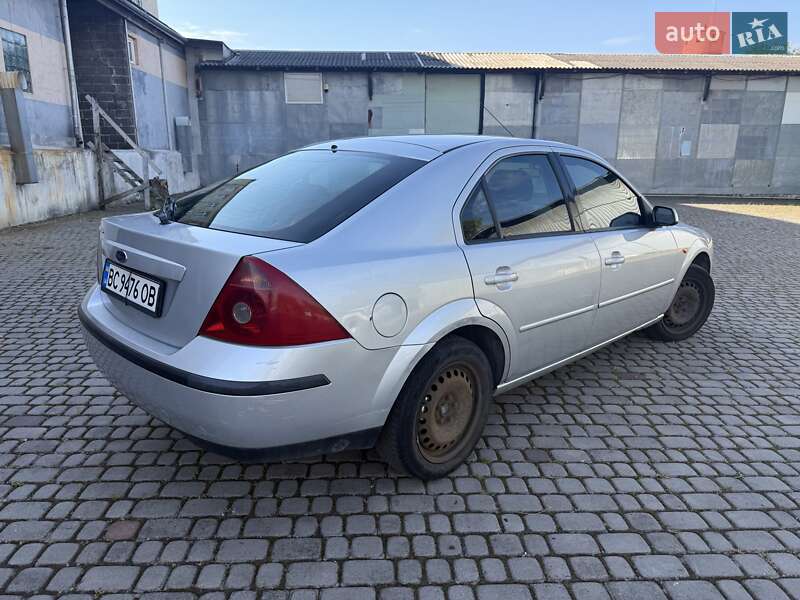 Лифтбек Ford Mondeo 2002 в Шептицькому