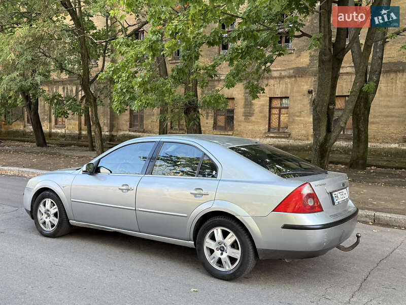 Лифтбек Ford Mondeo 2003 в Николаеве