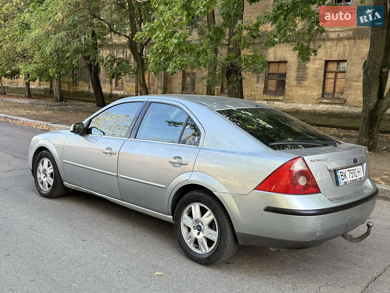 Лифтбек Ford Mondeo 2003 в Николаеве