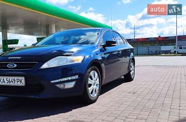 Лифтбек Ford Mondeo 2013 в 