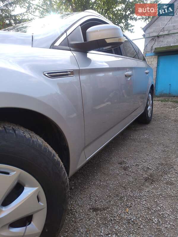Универсал Ford Mondeo 2011 в Запорожье