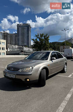 Седан Ford Mondeo 2002 в 