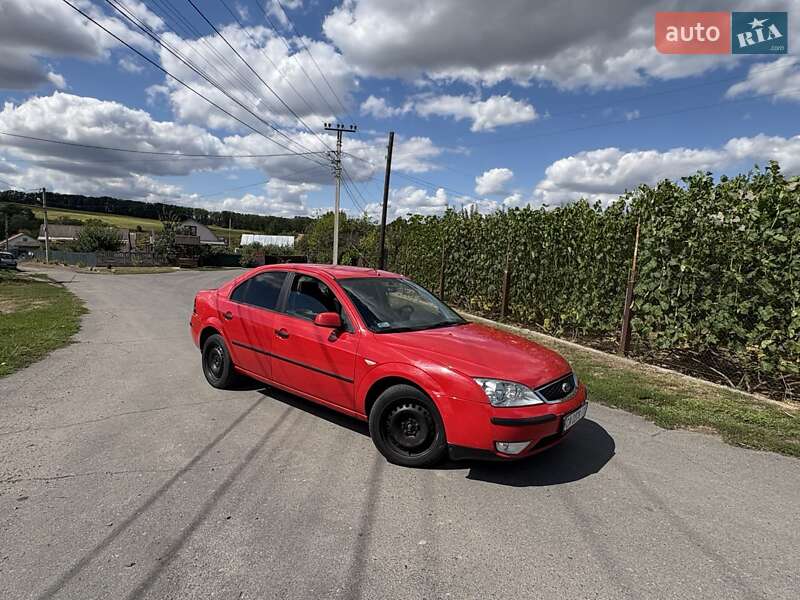 Седан Ford Mondeo 2005 в Тальном фото 5 Седан Ford Mondeo 2005 в Тальном
