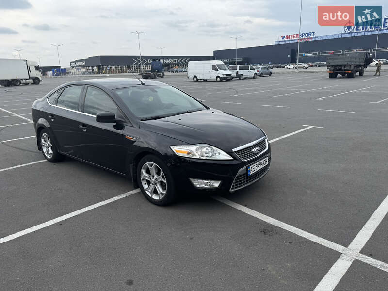Лифтбек Ford Mondeo 2008 в 