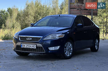 Лифтбек Ford Mondeo 2008 в 