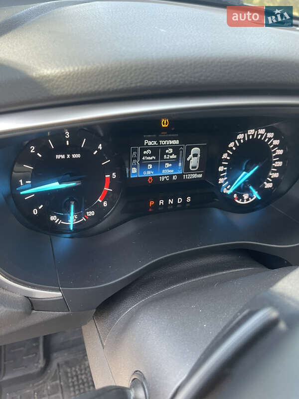 Седан Ford Mondeo 2015 в Киеве