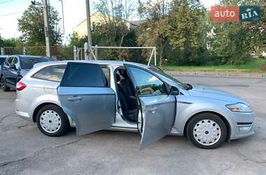 Универсал Ford Mondeo 2011 в 