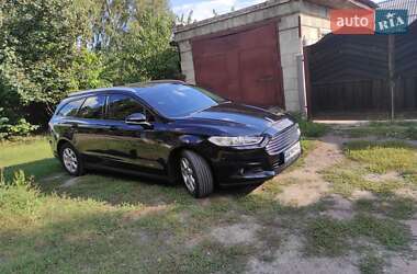 Седан Ford Mondeo 2015 в 