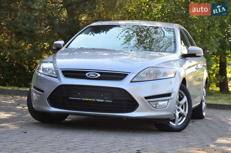 Седан Ford Mondeo 2013 в Дрогобыче
