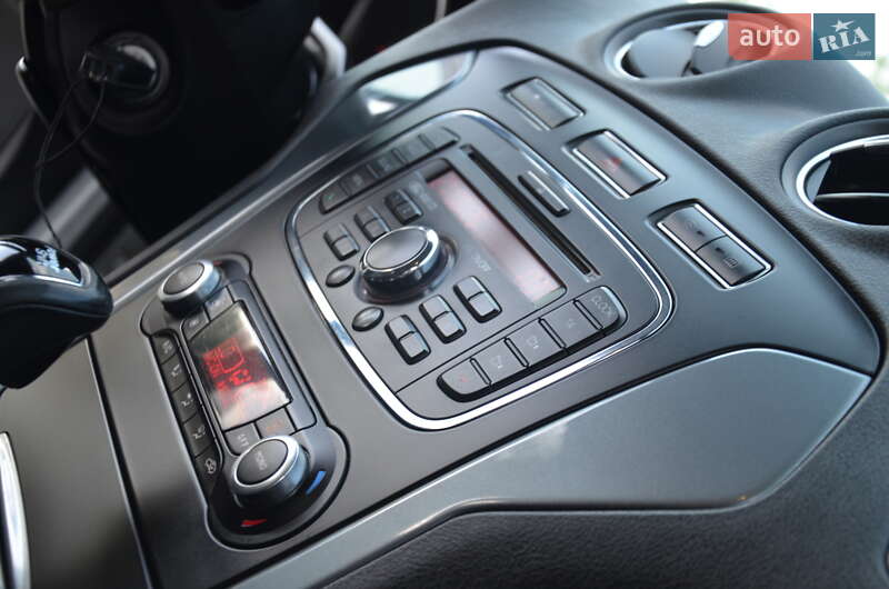 Седан Ford Mondeo 2013 в Дрогобыче
