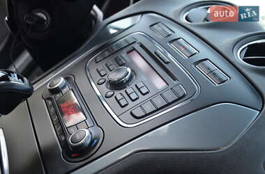 Седан Ford Mondeo 2013 в 