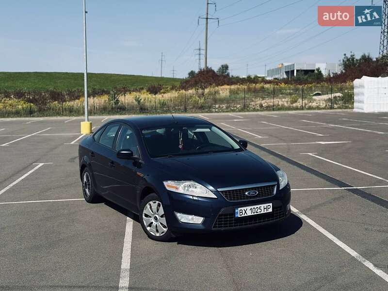 Лифтбек Ford Mondeo 2009 в 