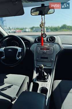 Лифтбек Ford Mondeo 2009 в 