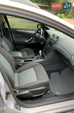 Універсал Ford Mondeo 2011 в 