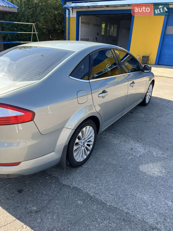 Седан Ford Mondeo 2007 в Киеве