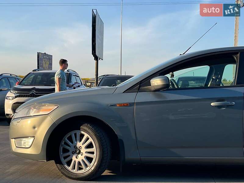 Седан Ford Mondeo 2008 в Львове
