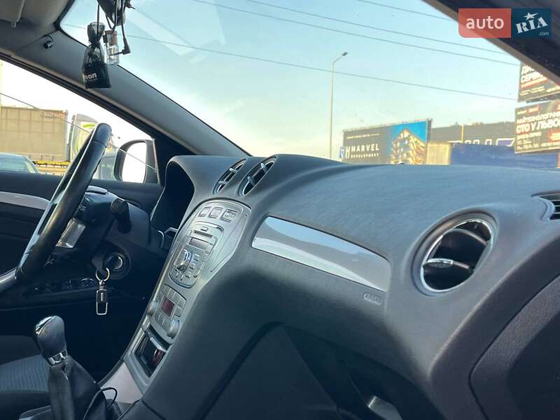 Седан Ford Mondeo 2008 в Львове