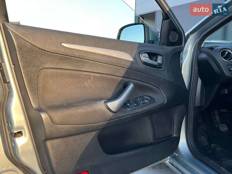 Седан Ford Mondeo 2008 в Львове