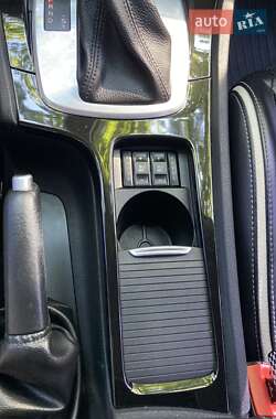 Седан Ford Mondeo 2011 в 