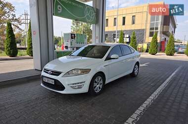 Ліфтбек Ford Mondeo 2013 в Харкові