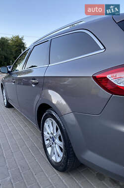 Универсал Ford Mondeo 2012 в 