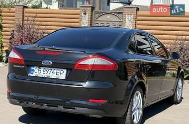 Седан Ford Mondeo 2010 в 