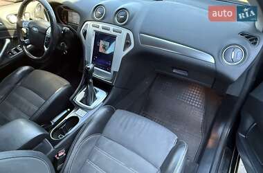 Седан Ford Mondeo 2010 в 