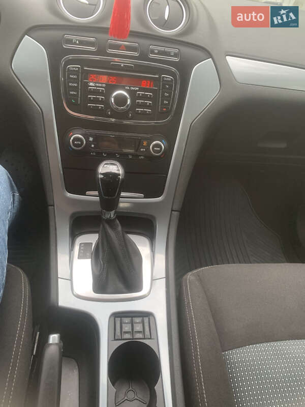 Универсал Ford Mondeo 2010 в Львове