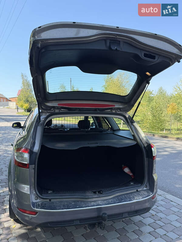 Универсал Ford Mondeo 2013 в Ивано-Франковске