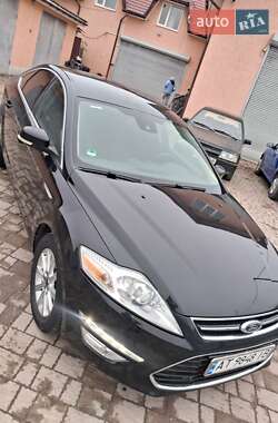 Лифтбек Ford Mondeo 2011 в 